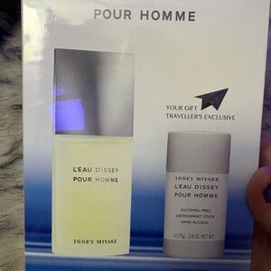 Issey Miyake L'Eau d'Issey Pour Homme Fragrance and Deodorant Set